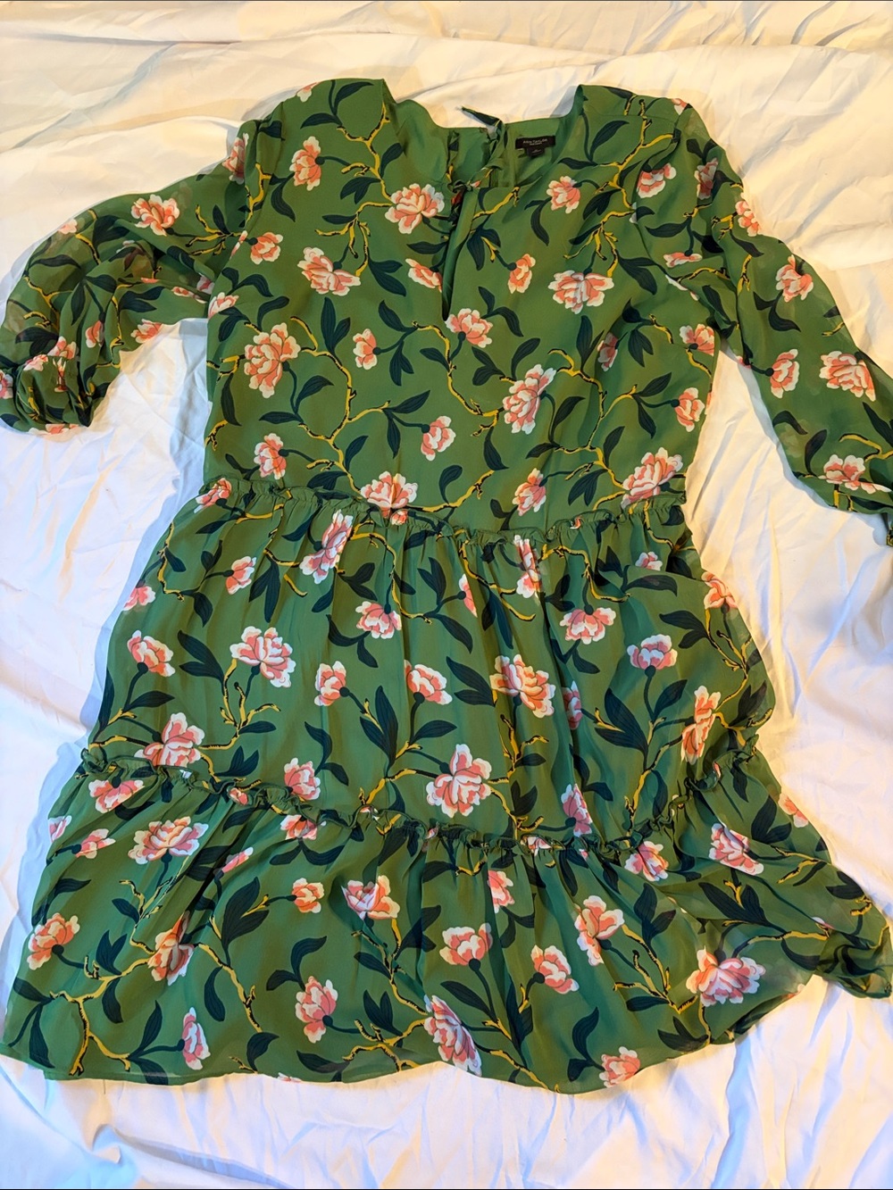 Ann Taylor Green Floral Tiered Dress with Pink Blooms